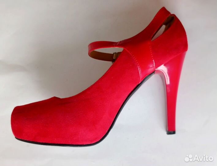 Туфли красные на высоком каблуке 40 р