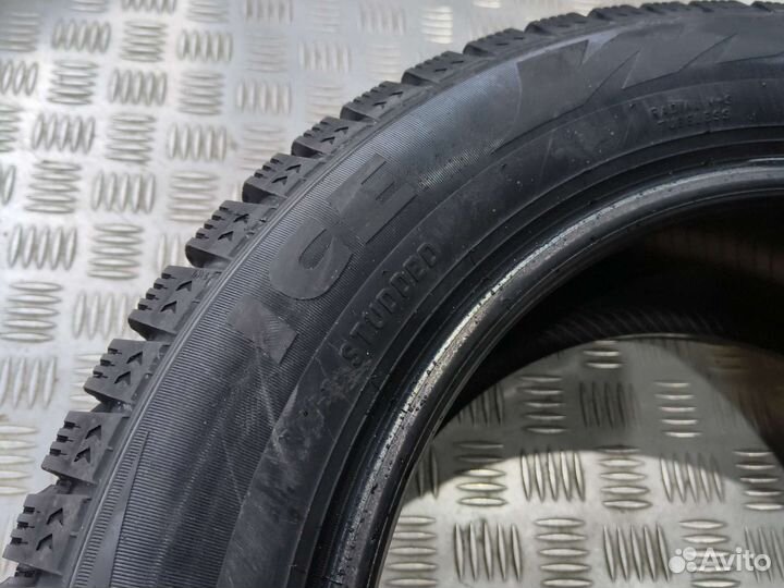 Pirelli Formula Ice 205/55 R16 91T