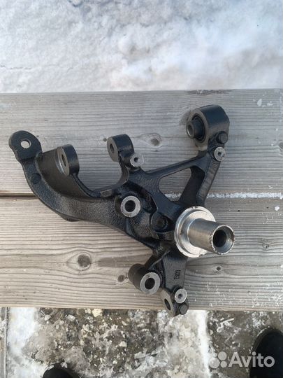 Кулак задний (цапфа) Audi A3, VW Golf, Skoda