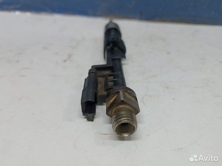 Форсунка топливная Bmw 5-Series F10 N20B20A 2011