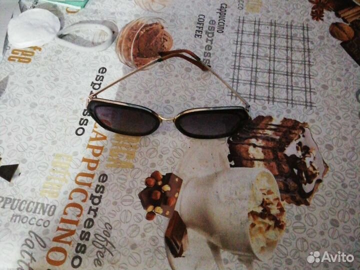 Солнцезащитные очки женские