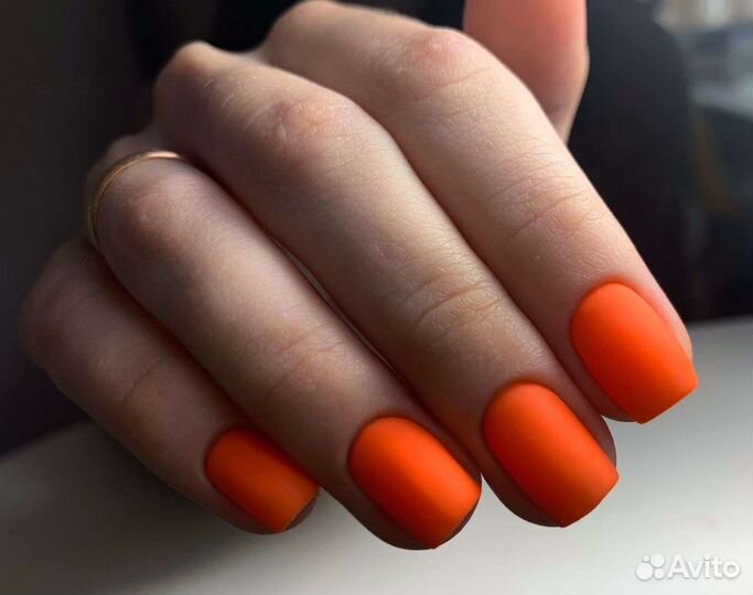 Услуги мастера маникюра и педикюра