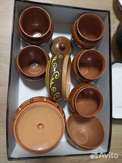 Посуда много разная