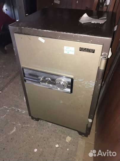 Сейф огнестойкий