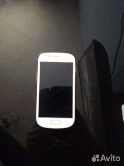 Телефон Samsung s3mini