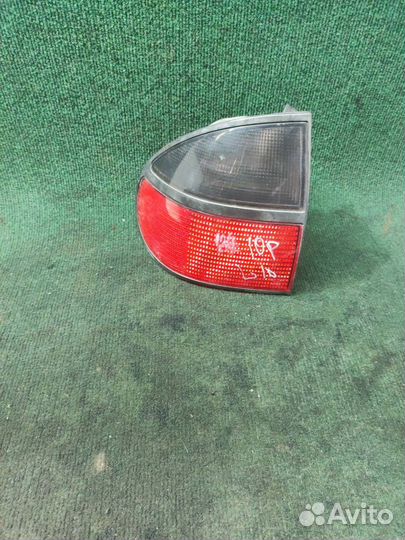 Фонарь Renault Laguna 1 (1994-2001)