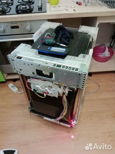 Мастер по ремонту посудомоечных машин