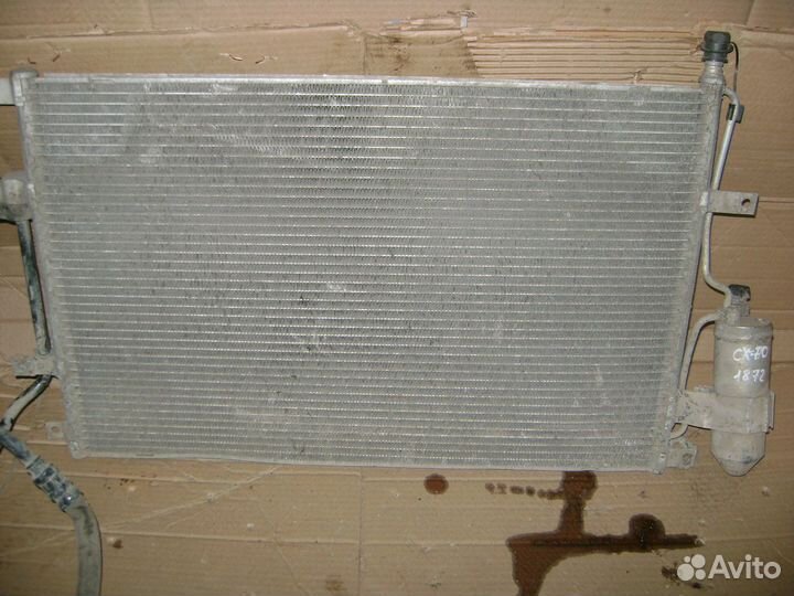 Радиатор кондиционера Volvo XC70