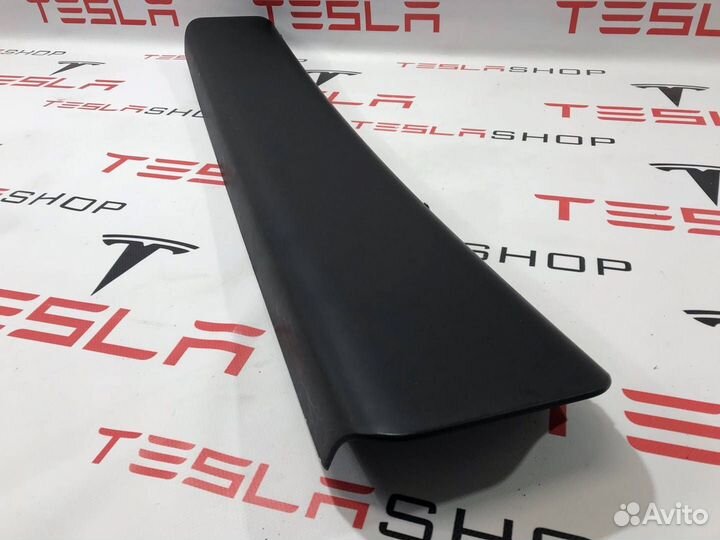 Панель панорамного потолка Tesla Model S 2015