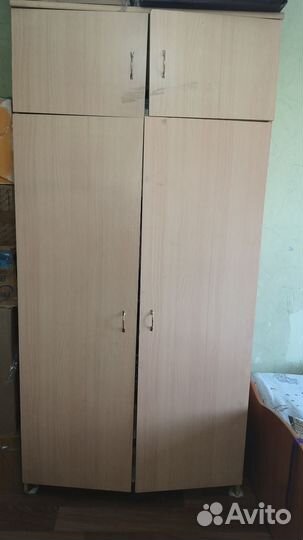 Шкаф для одежды бу