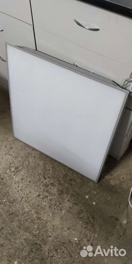 Светодиодный светильник армстронг