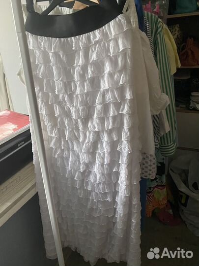 Выбор женской одежды от S до XL