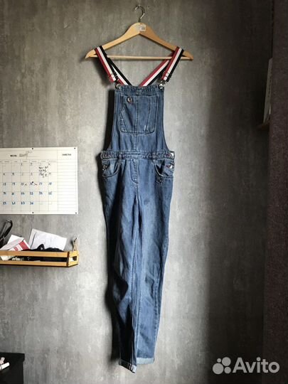 Джинсовый комбинезон