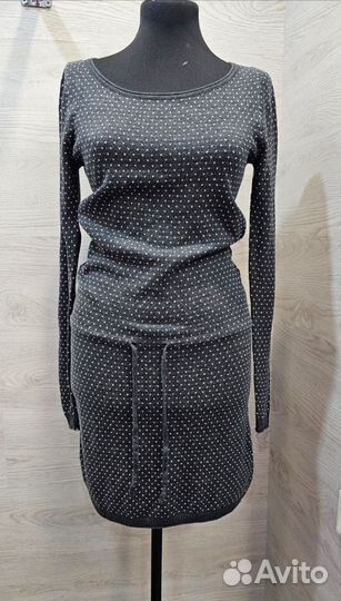 Платье H&M S/42