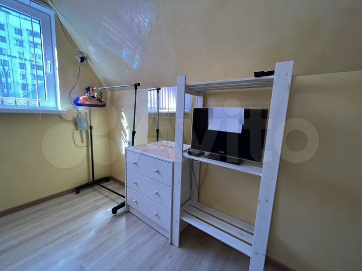 Дом 32 м² на участке 3 сот.