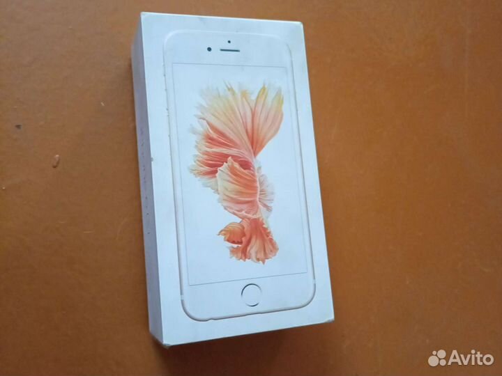 Коробка от iPhone 6s