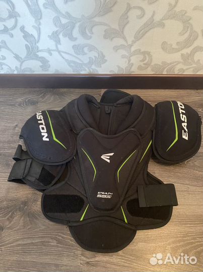 Нагрудник хоккейный