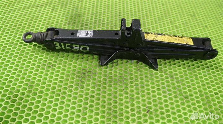 Домкрат Toyota Probox NCP50