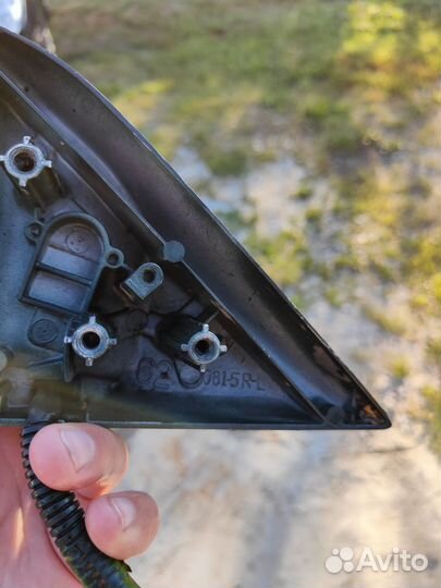 Зеркало Nissan Micra K10