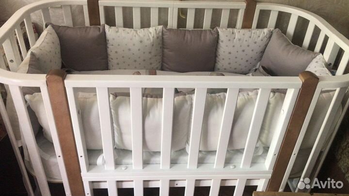 Комплект в кроватку для новорожденных
