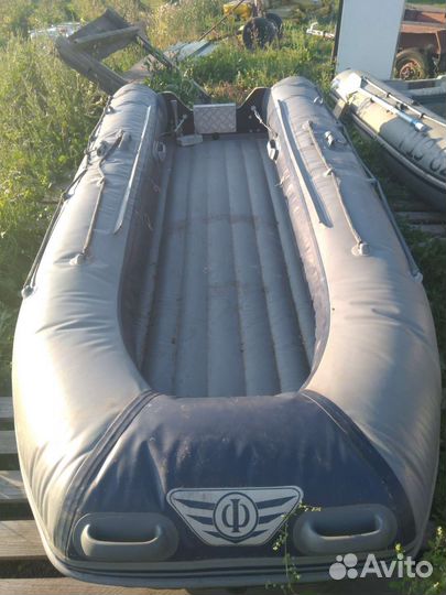 Лодка флагман DK-320 тюнинг