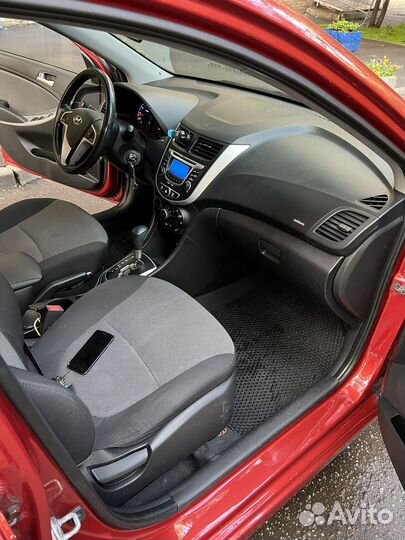 Hyundai Solaris 1.6 AT, 2012, 142 000 км