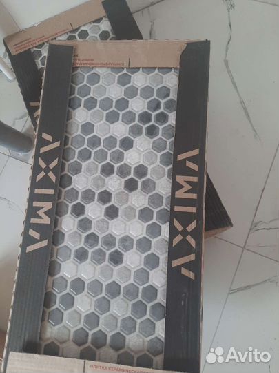 Керамическая плитка настенная остатки