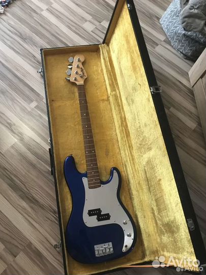 Бас Fender Precision Grass Roots G-PB-45