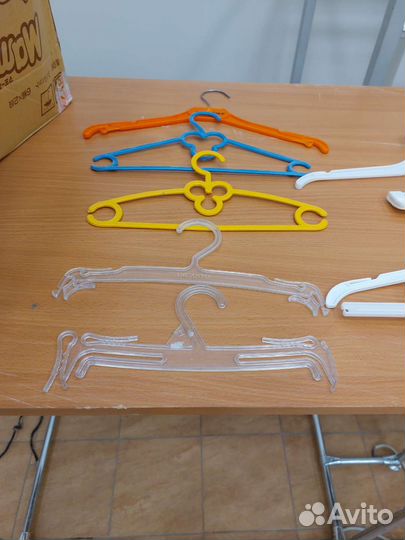 Вешалки детские бу