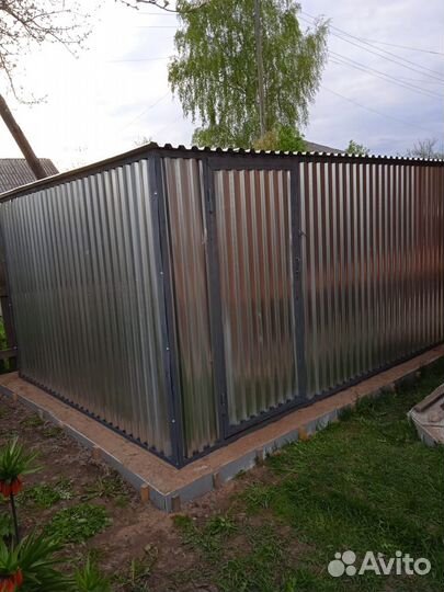 Гараж-ракушка / Пенал металлический