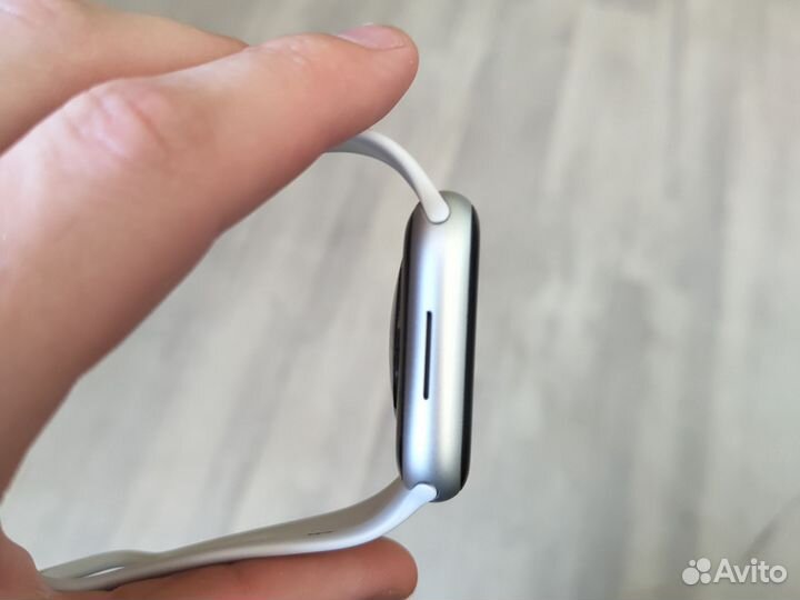 Apple watch series 8