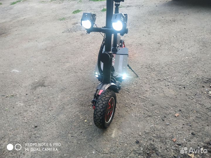 Самокат взрослый куго Джи бустер