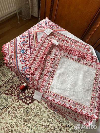 Скатерть и салфетки вышивка х/б