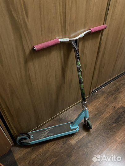 Трюковой самокат