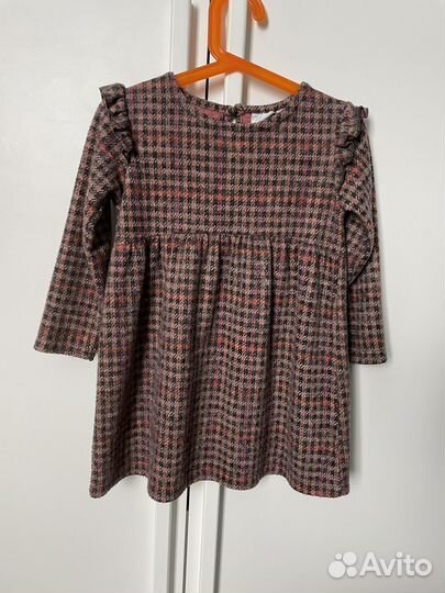 Платье Zara 104