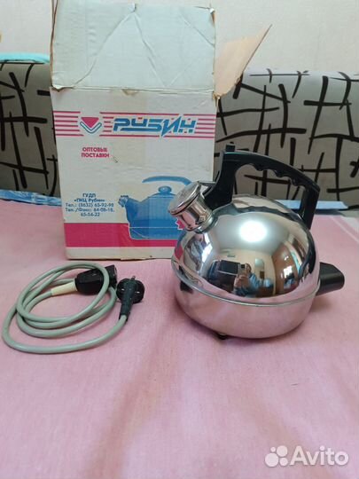 Чайник электрический со свистком