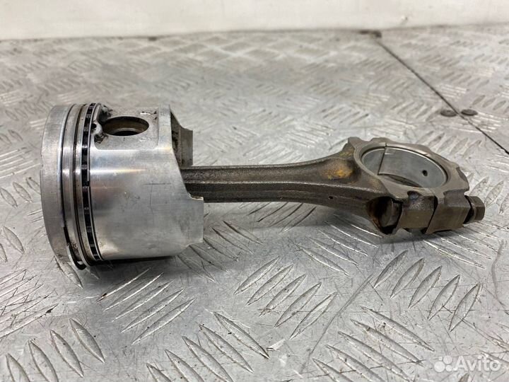 Б/У поршень с шатуном Mazda Demio 1 DW3W B3 1.3 Л