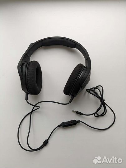 Игровые наушники hyperx cloud core