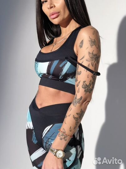 Костюм для тренировок