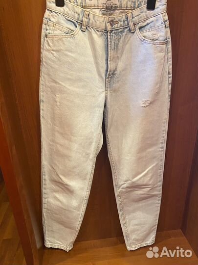 Джинсы бананы bershka