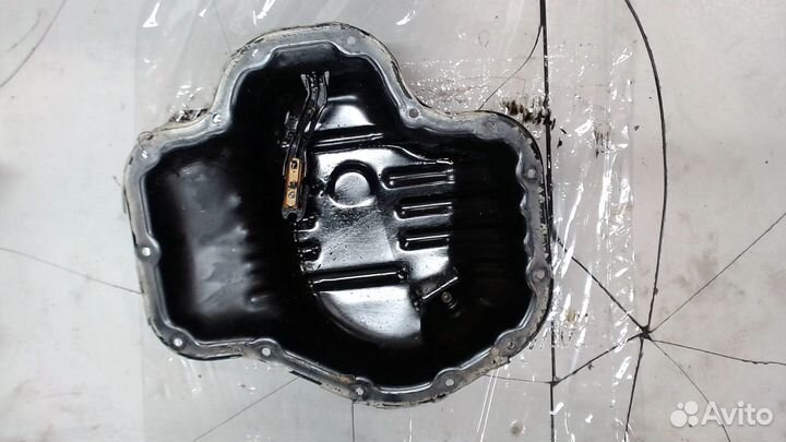 Поддон Toyota Previa (Estima), 2005