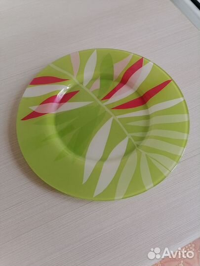 Тарелки luminarc зелёные