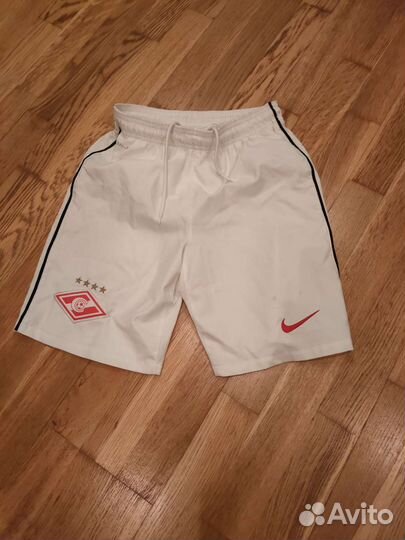 Шорты спортивные Nike, размер S, Б/у