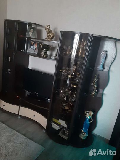 Стенка в гостиную