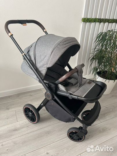 Коляска детская Carrello Epica