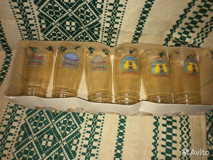 Набор сувенирных стаканчиков