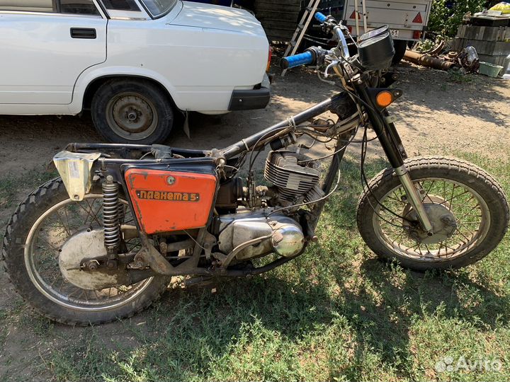 Продаю мотоцикл иж планета 5
