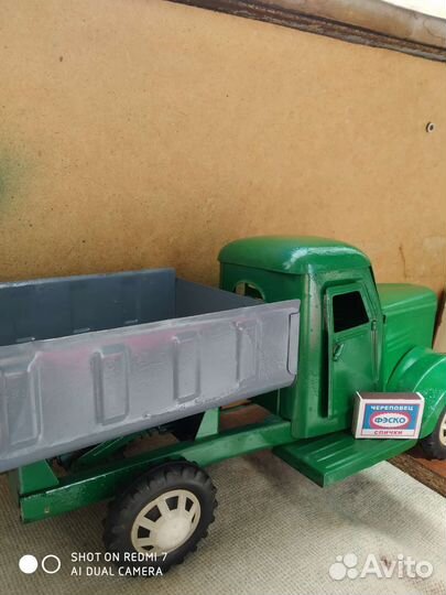 Детские железные машины