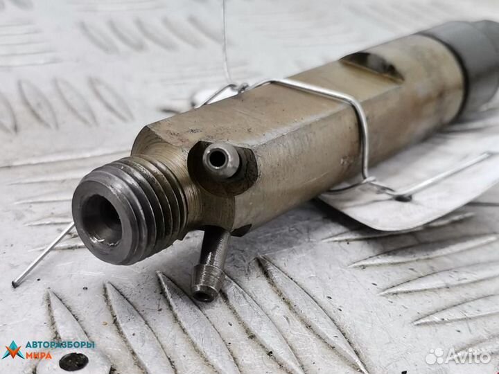 Форсунка Audi A4 B5 рест. 2000 028130202J