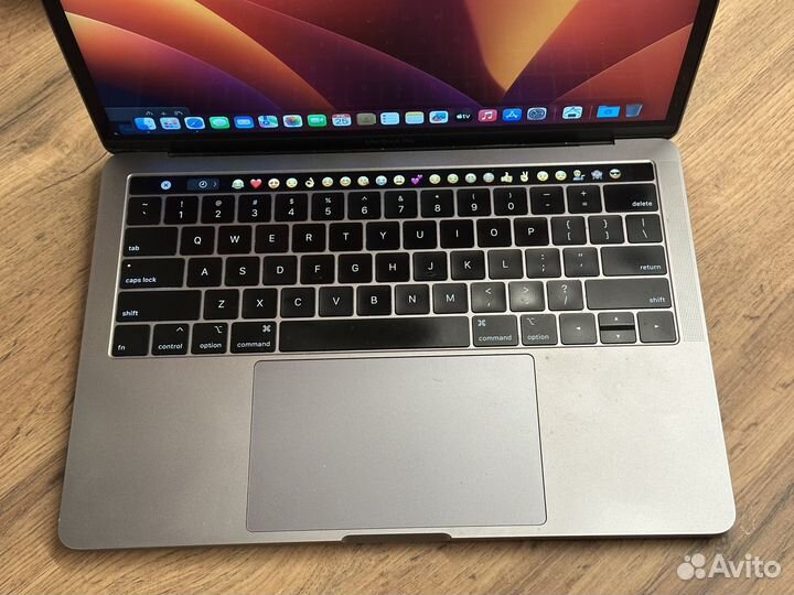 Macbook pro 13 2019 i5/8/512gb акб 64 цикла